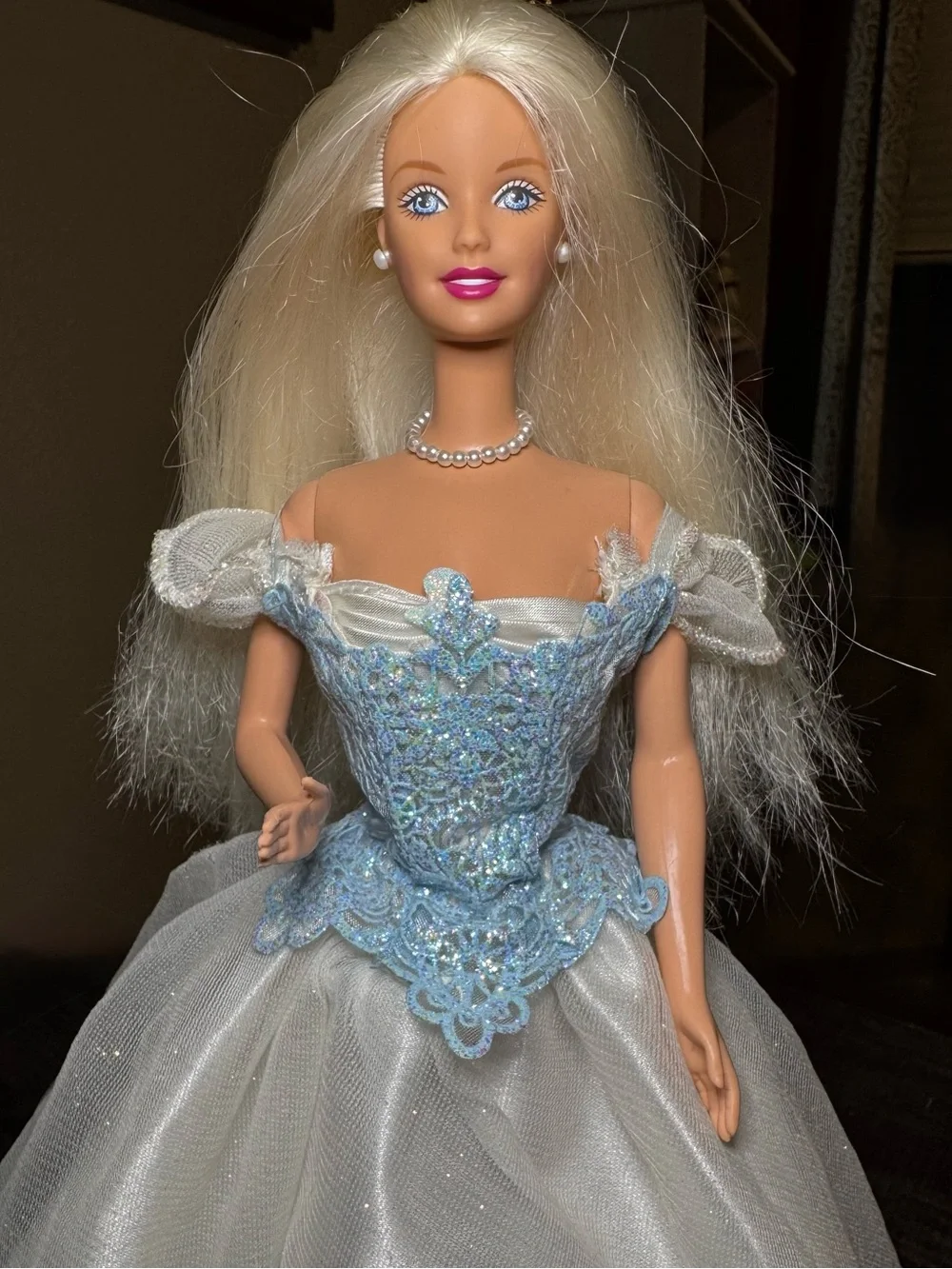 Princess Bride Barbie 2000 Y2K